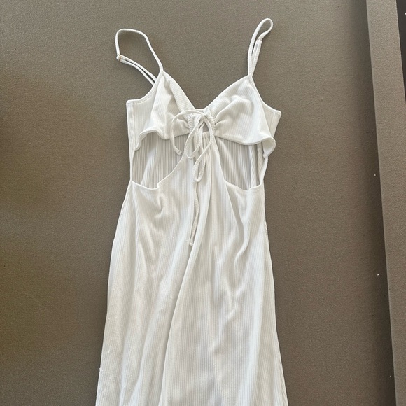 Revolve white midi dress - Picture 3 of 4